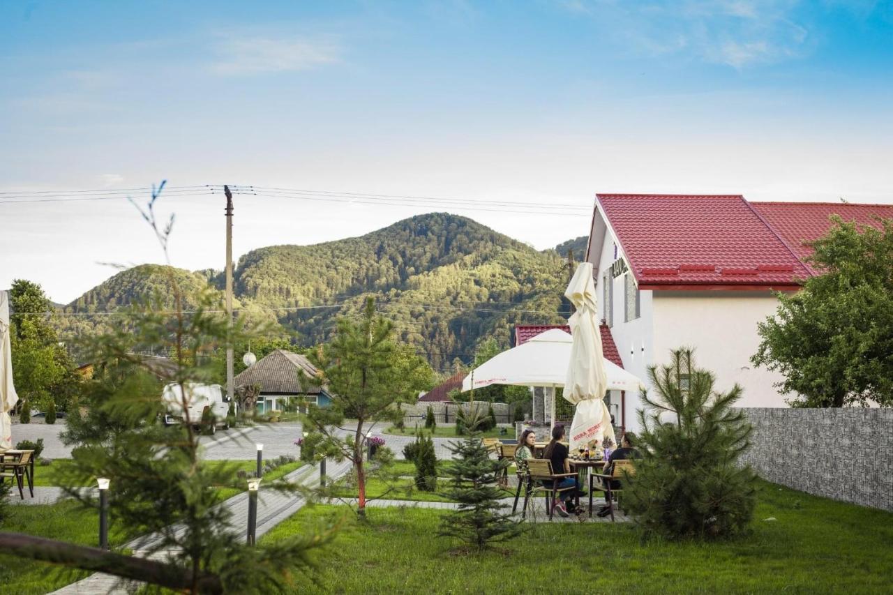 Pensiunea Lavanda, Piatra-Neamt Пьятра-Нямц Экстерьер фото